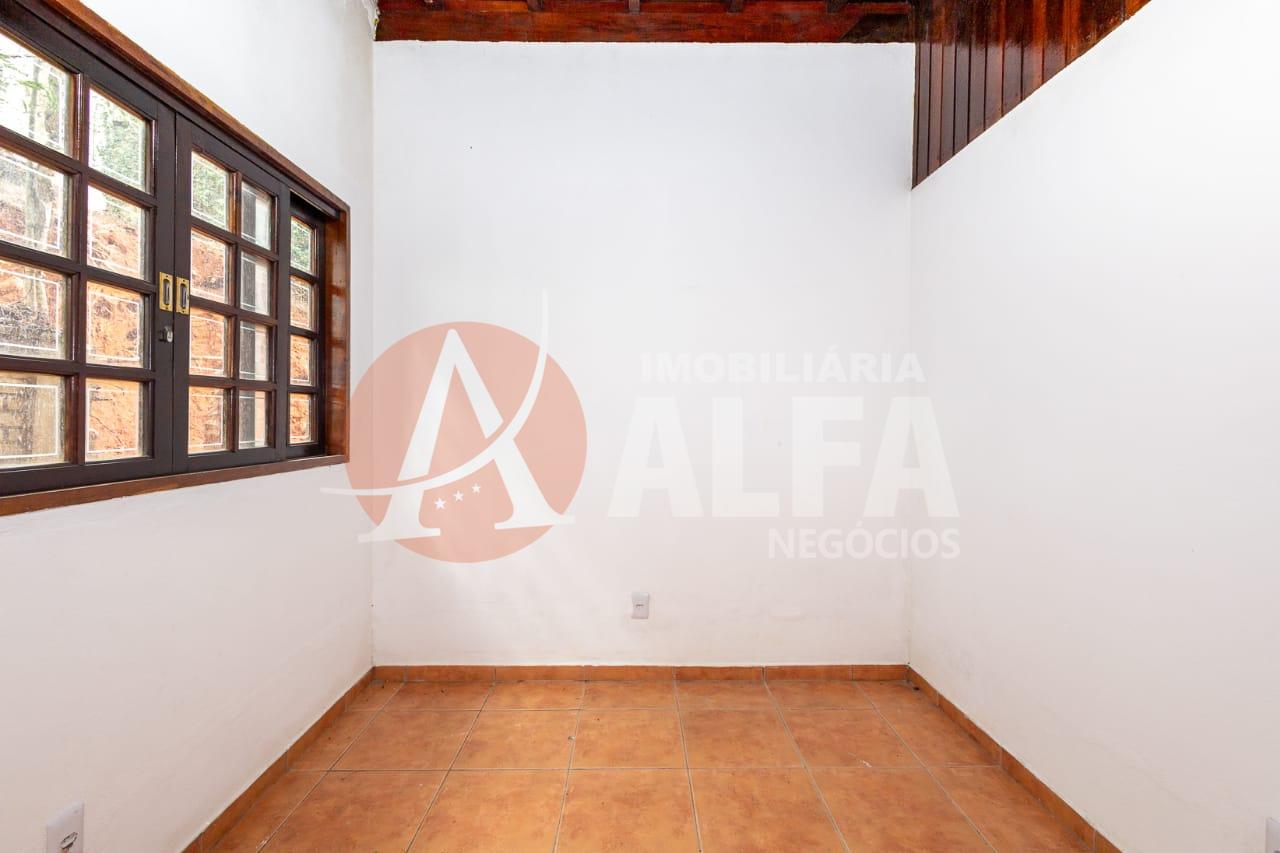 Casa com 3 Dormitórios - Condomínio Carneiro Viana - Pitas - Cotia/SP
