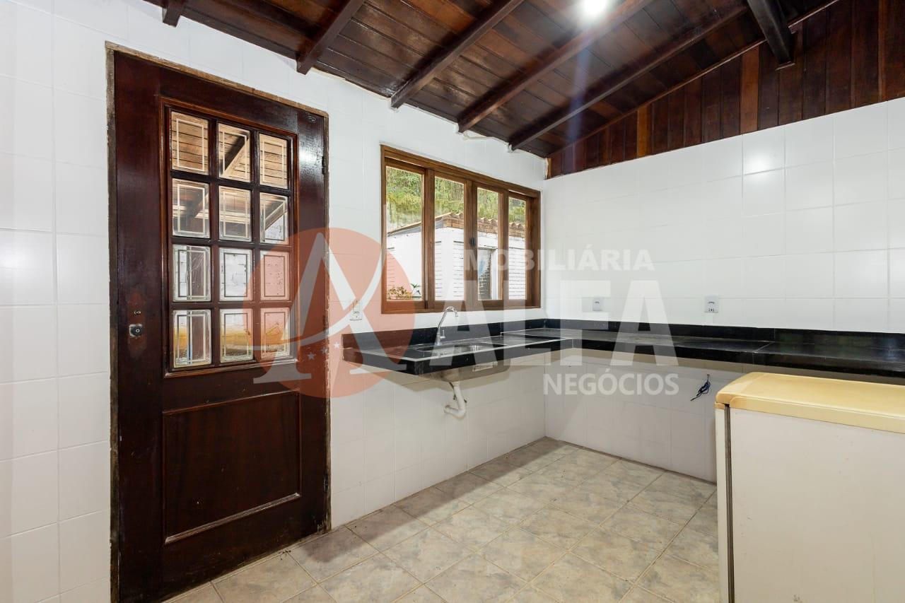 Casa com 3 Dormitórios - Condomínio Carneiro Viana - Pitas - Cotia/SP