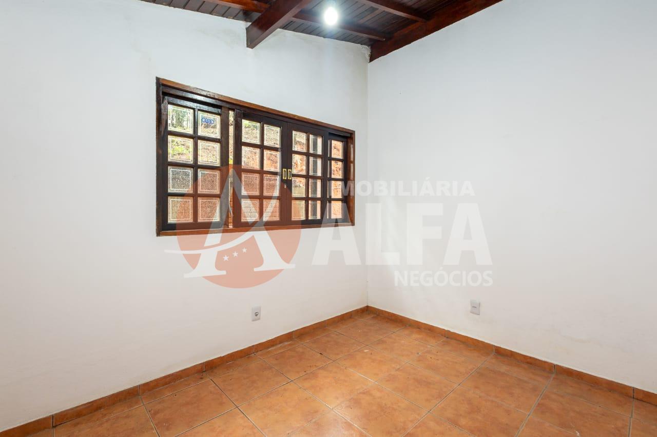 Casa com 3 Dormitórios - Condomínio Carneiro Viana - Pitas - Cotia/SP