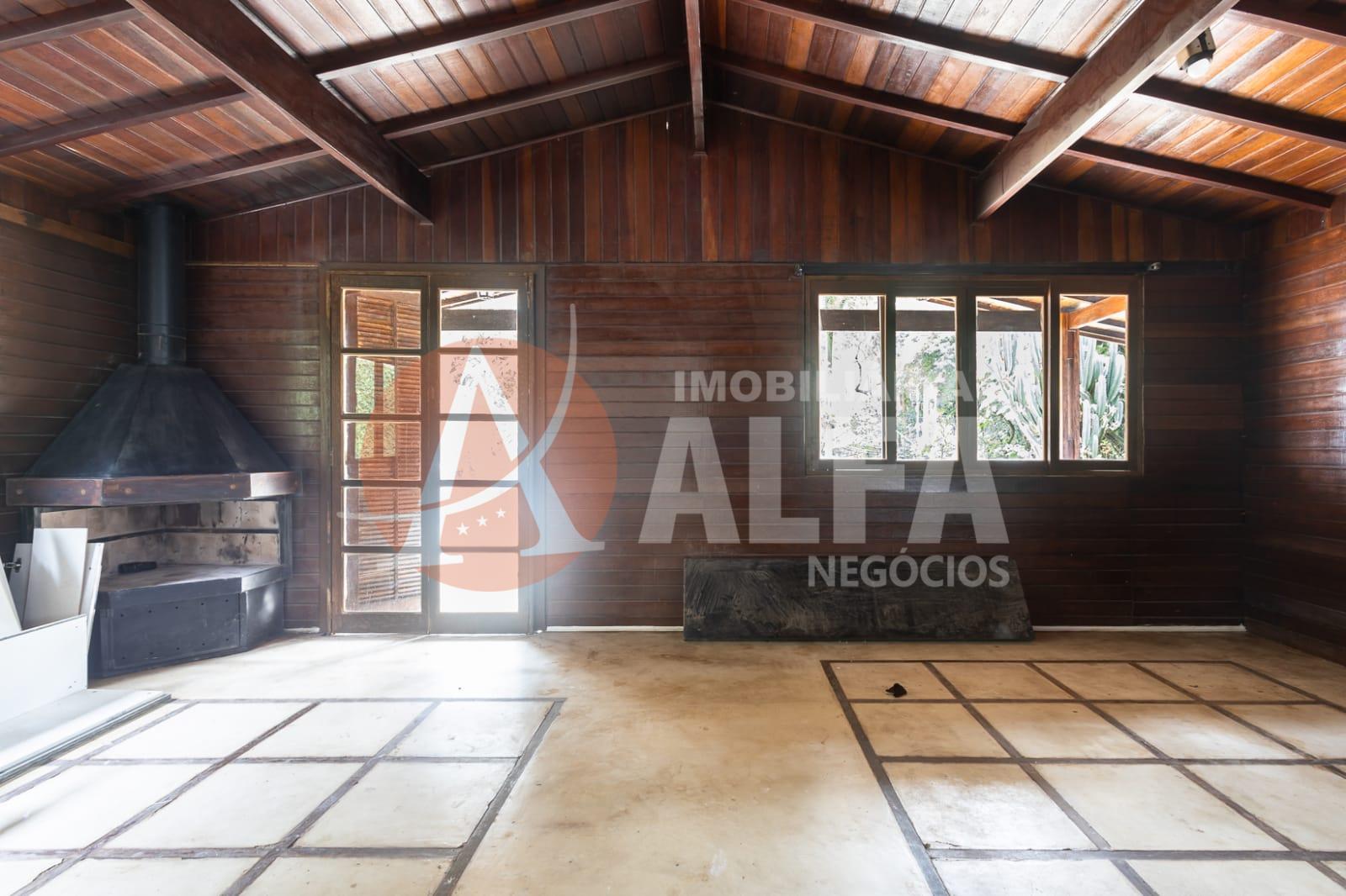 Casa com 3 Dormitórios - Condomínio Carneiro Viana - Pitas - Cotia/SP