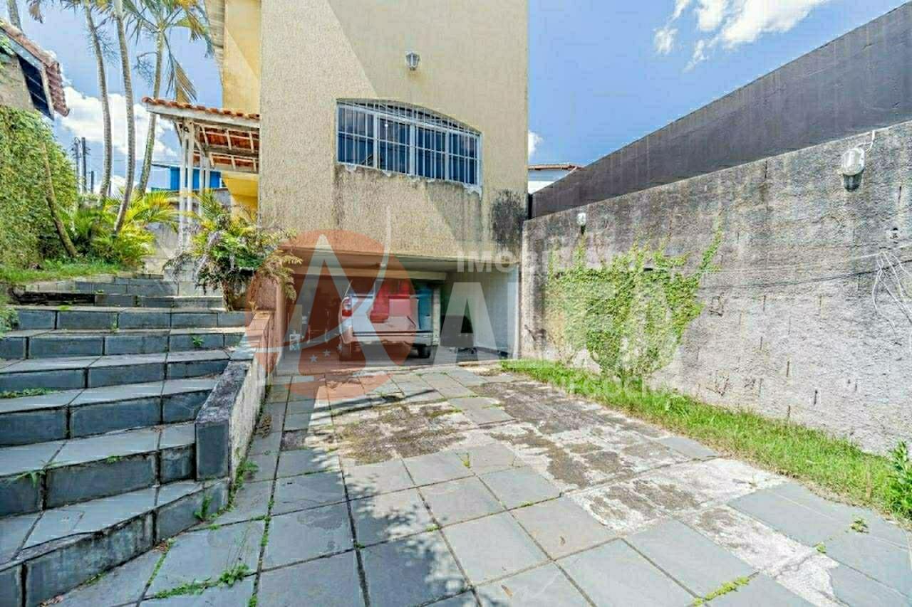 Casa com 3 Dormitórios Jardim Sabiá - Cotia/SP