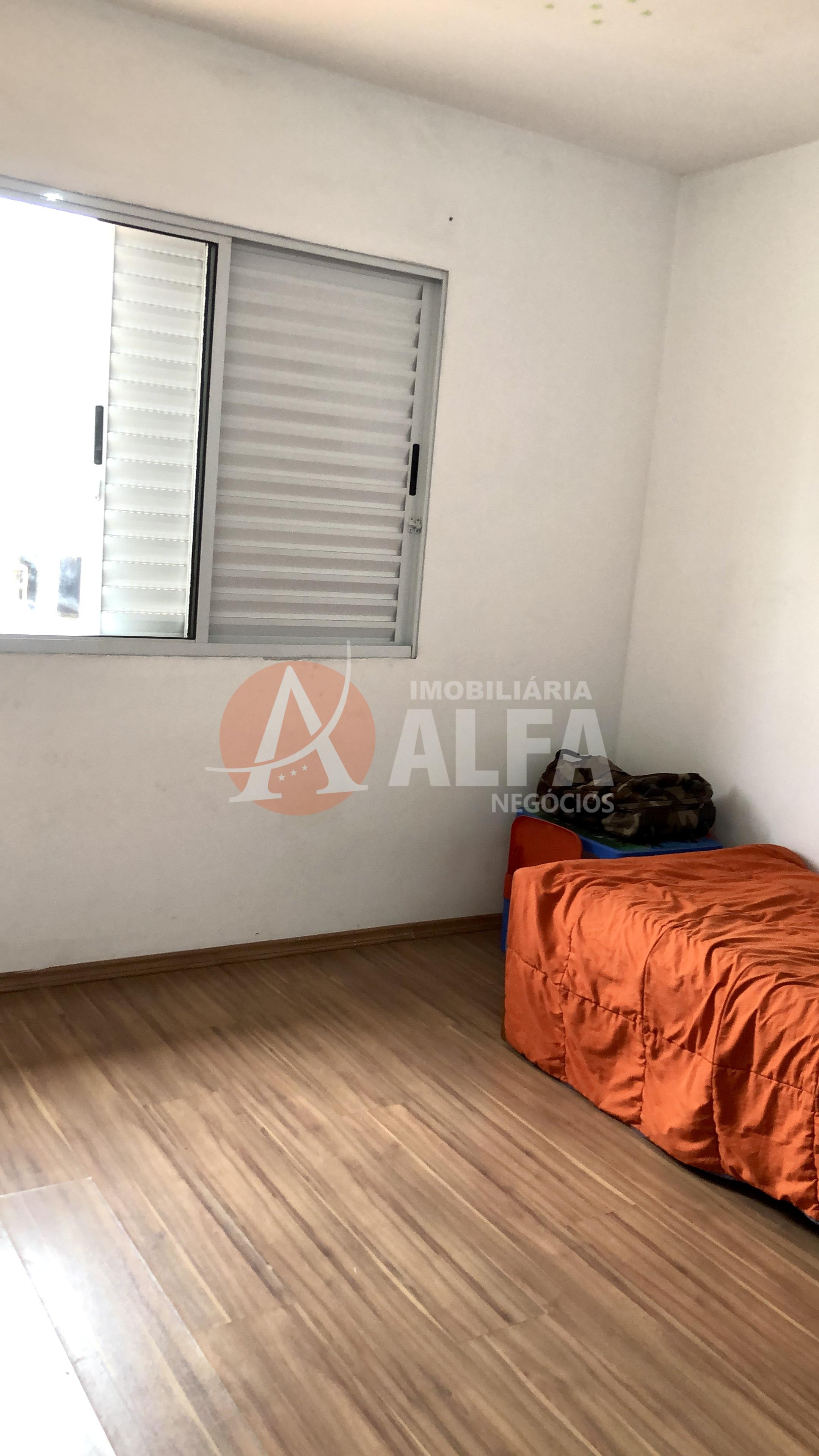 Casa à venda com 2 quartos, 70m² - Foto 8