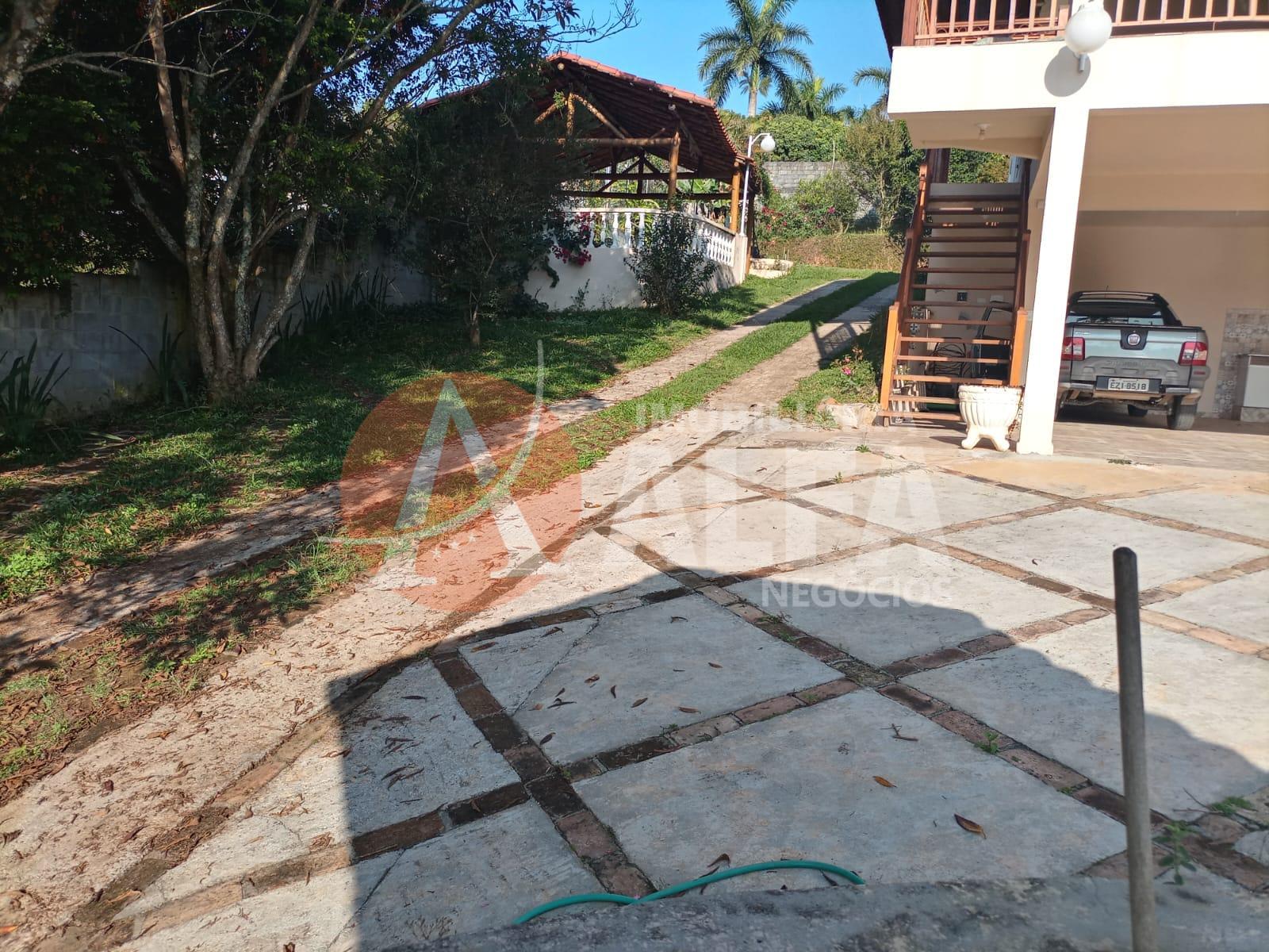 Casa com 5 Dormitórios Condomínio Paisagem Renoir 2 -  Cotia/SP