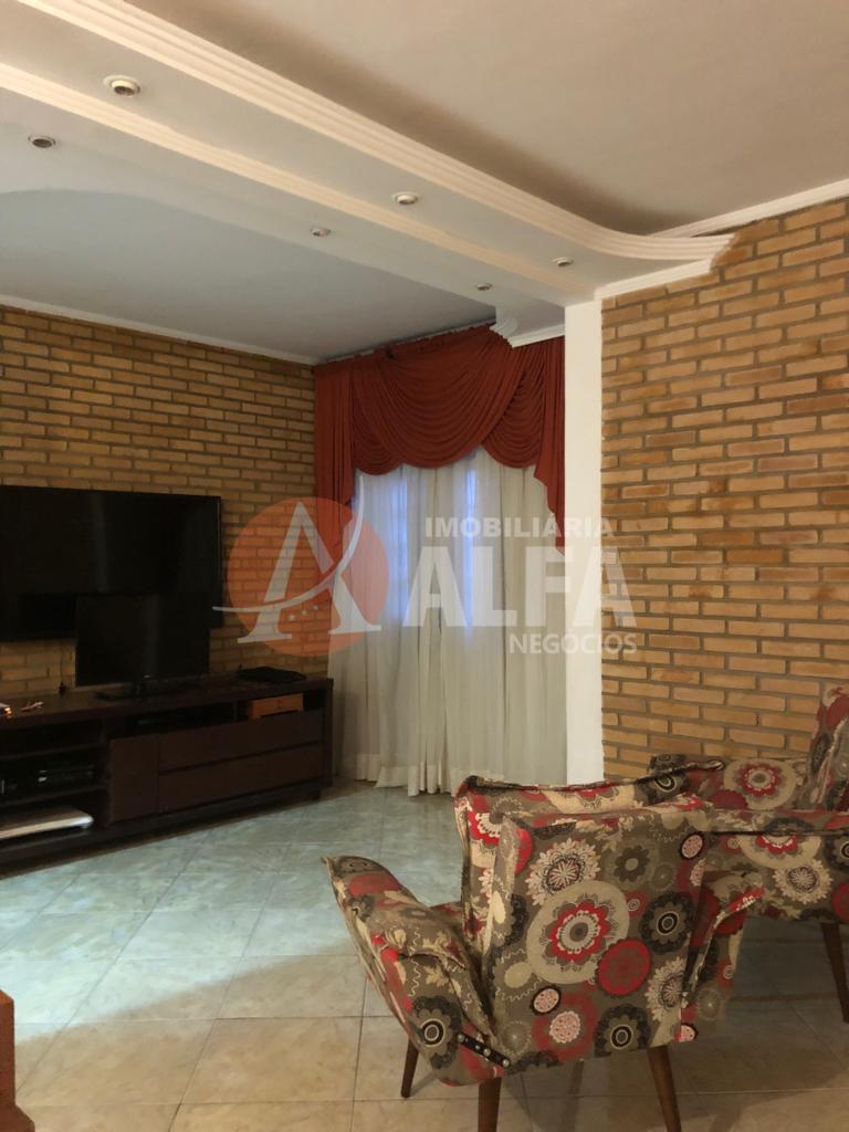 Sobrado com 2 Casas no Jardim São Miguel Cotia/SP 
