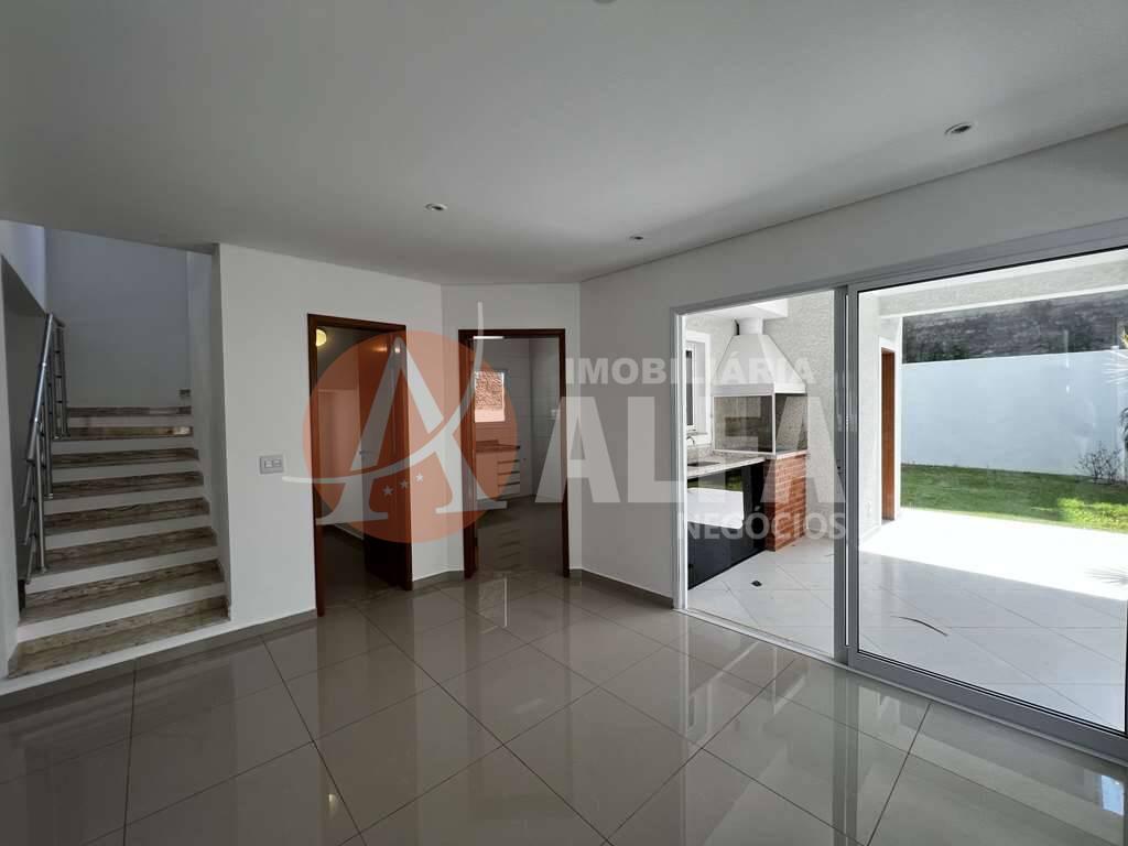 Casa à venda com 3 quartos, 192m² - Foto 9