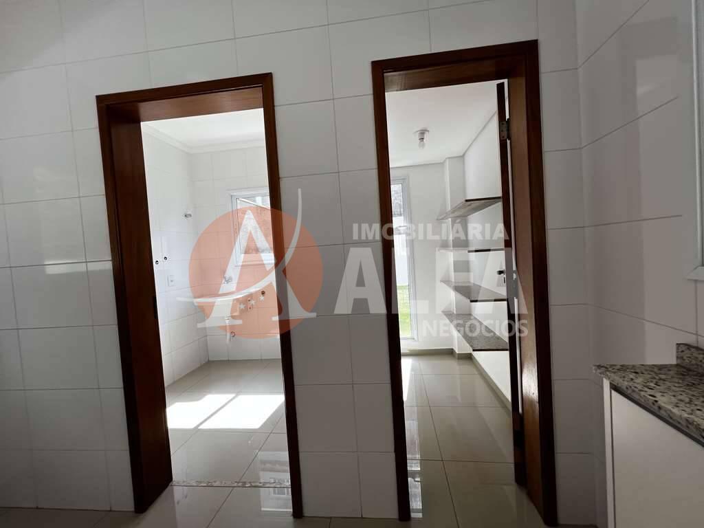 Casa à venda com 3 quartos, 192m² - Foto 21