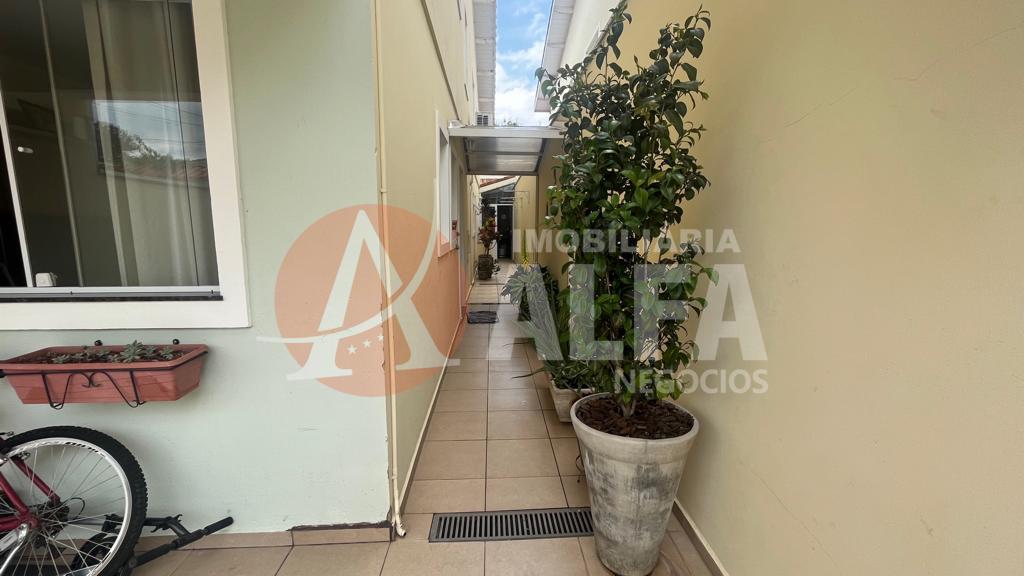 Casa à venda com 3 quartos, 131m² - Foto 32