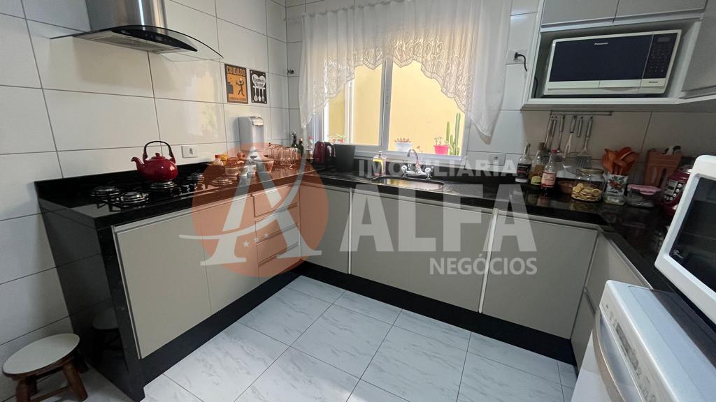 Casa à venda com 3 quartos, 131m² - Foto 22