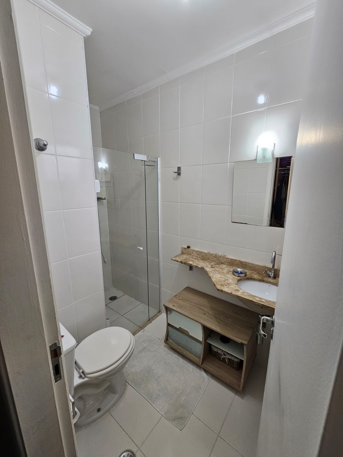 Casa com 3 Dormitórios Condomínio Residencial Porto Seguro - Estrada do Capuava - Cotia / SP