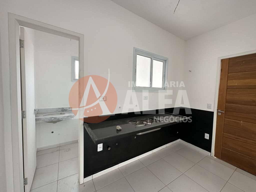 Casa à venda com 2 quartos, 65m² - Foto 14