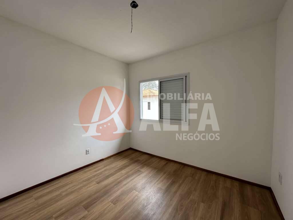 Casa à venda com 2 quartos, 65m² - Foto 9