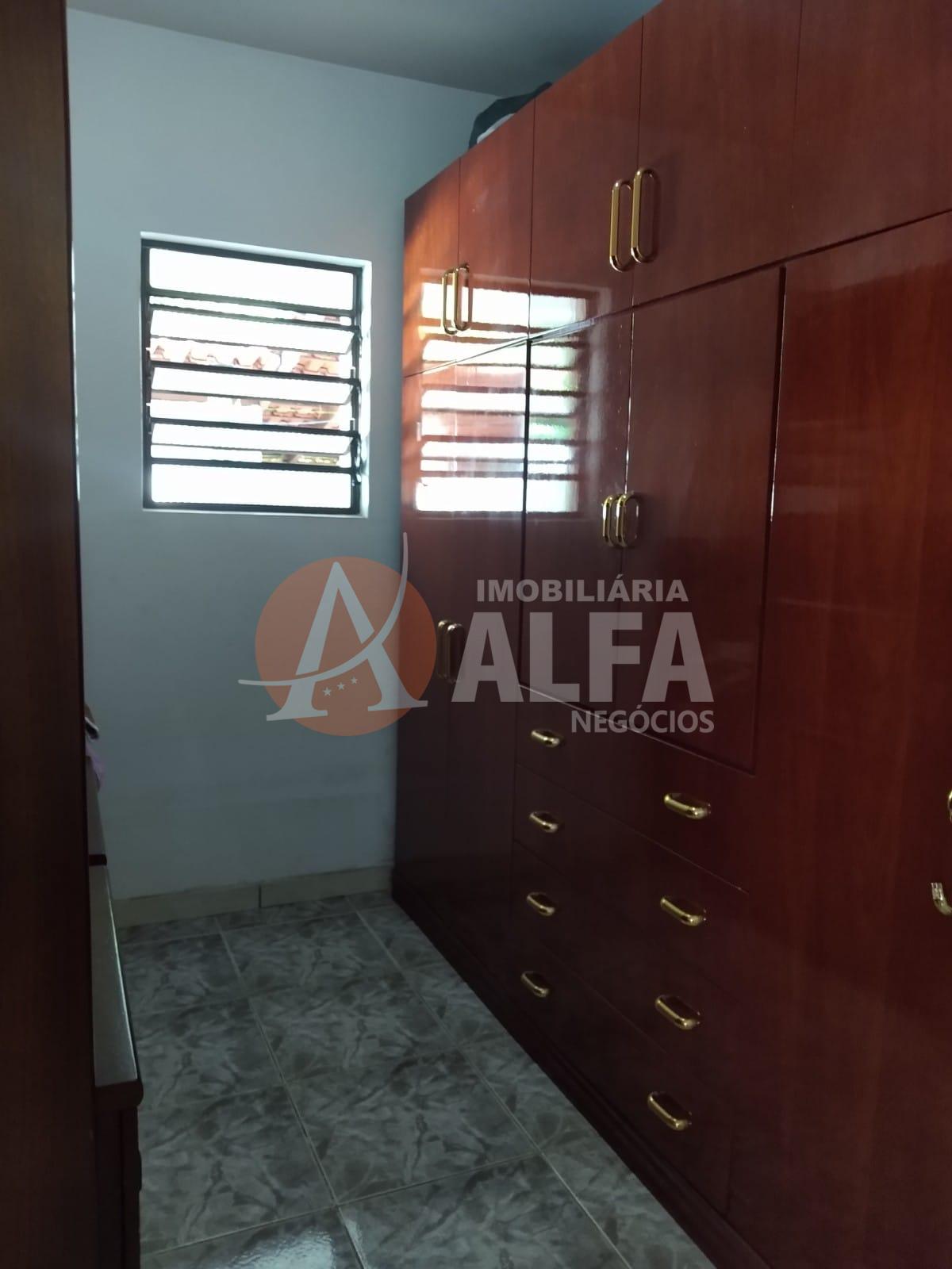 Casa à venda com 3 quartos, 240m² - Foto 10