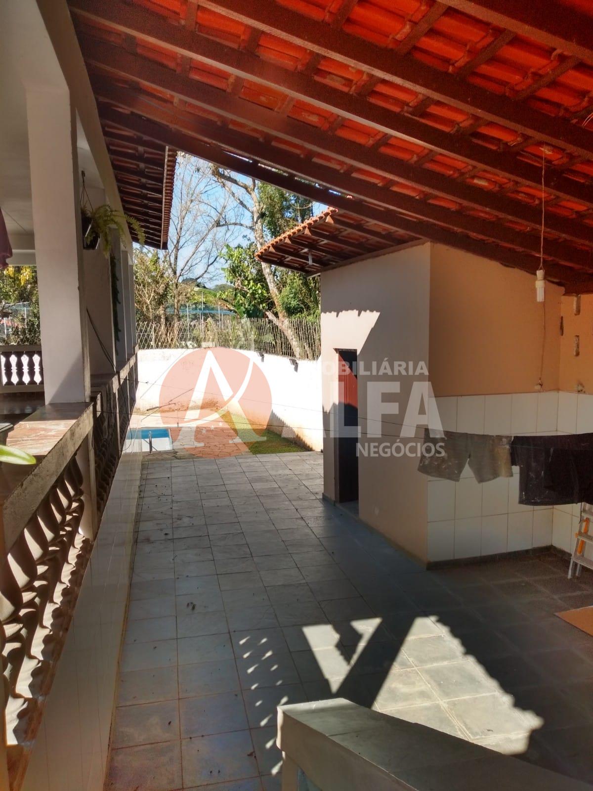 Casa à venda com 3 quartos, 240m² - Foto 19