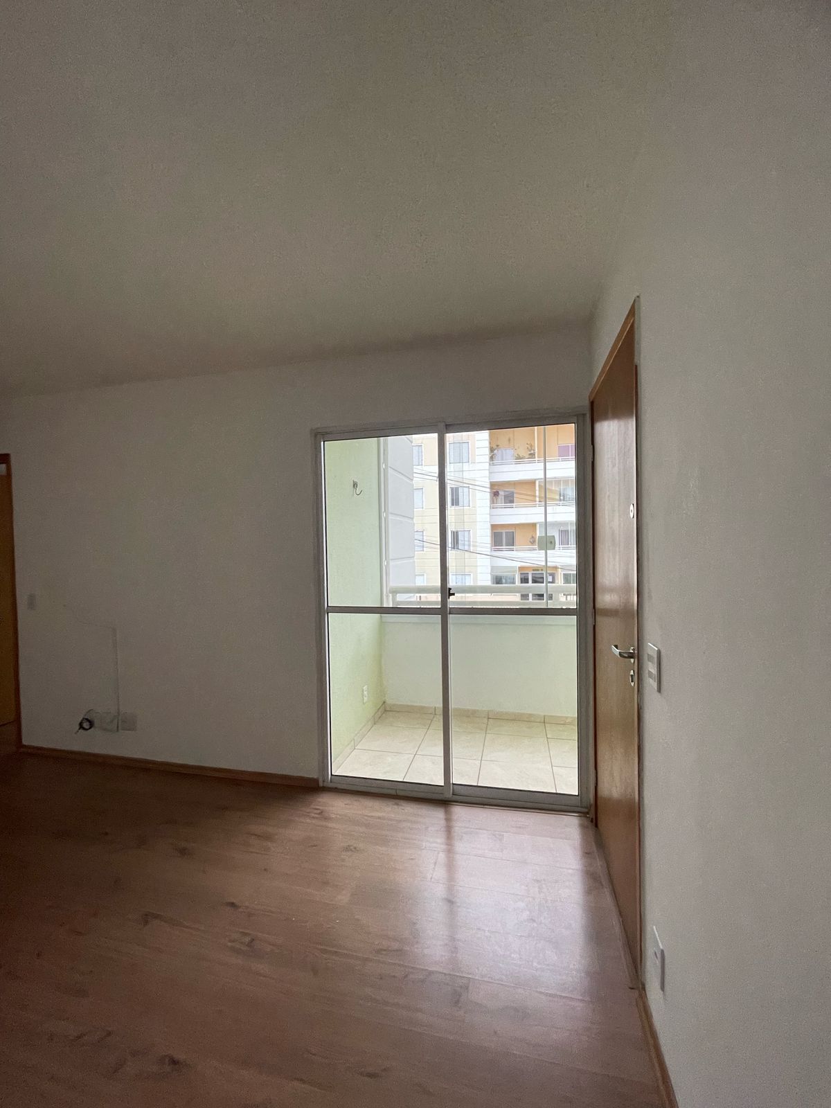 Apartamento 2 Dormitórios -  Condomínio Valle Verde - Jardim Isis - Cotia/SP
