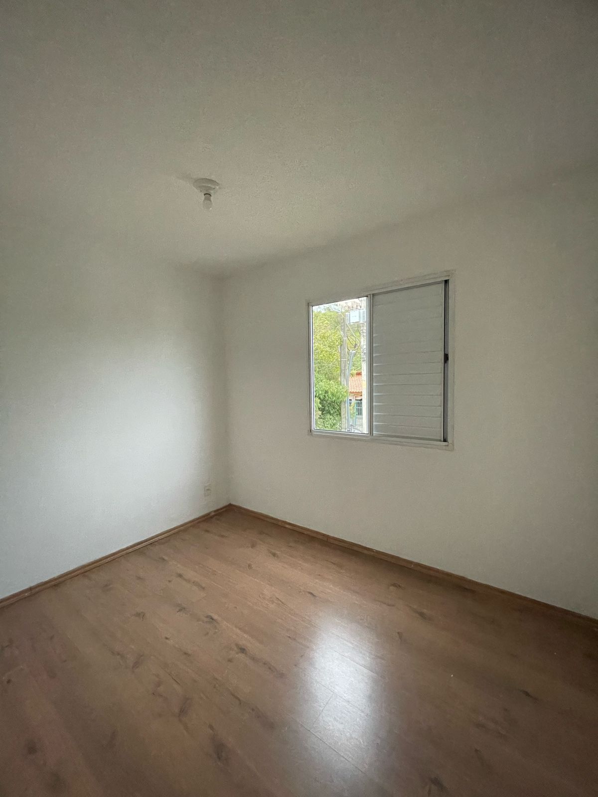 Apartamento 2 Dormitórios -  Condomínio Valle Verde - Jardim Isis - Cotia/SP