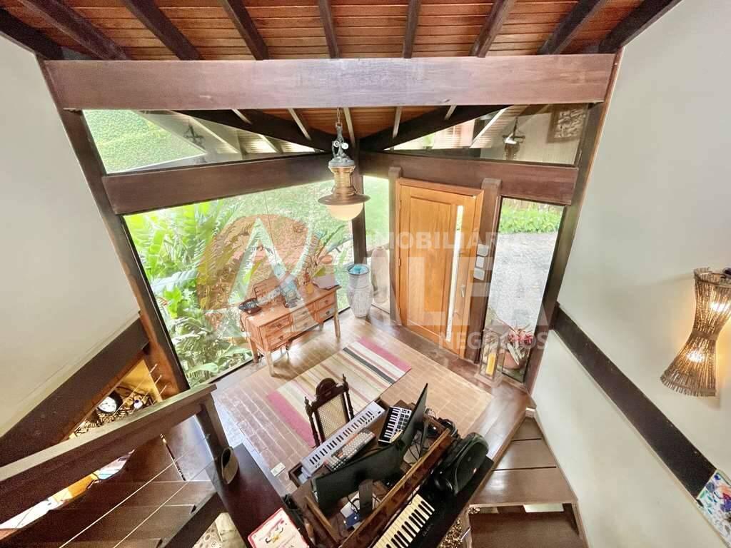 Casa à venda com 3 quartos, 282m² - Foto 40