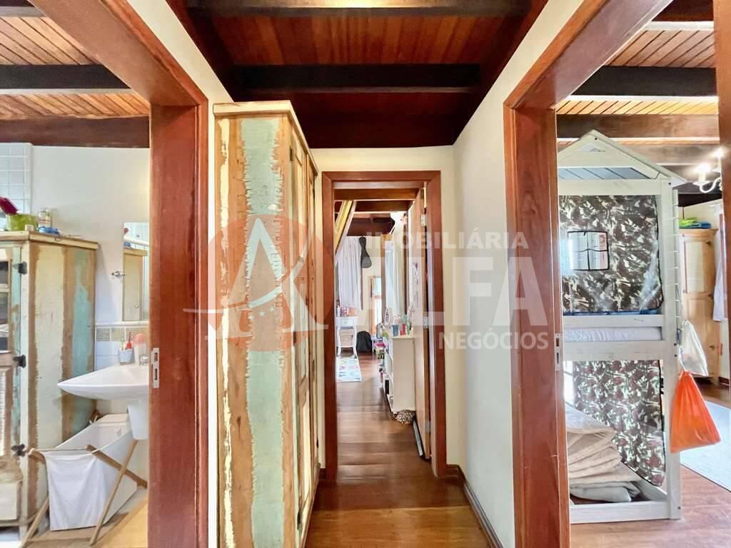 Casa à venda com 3 quartos, 282m² - Foto 11