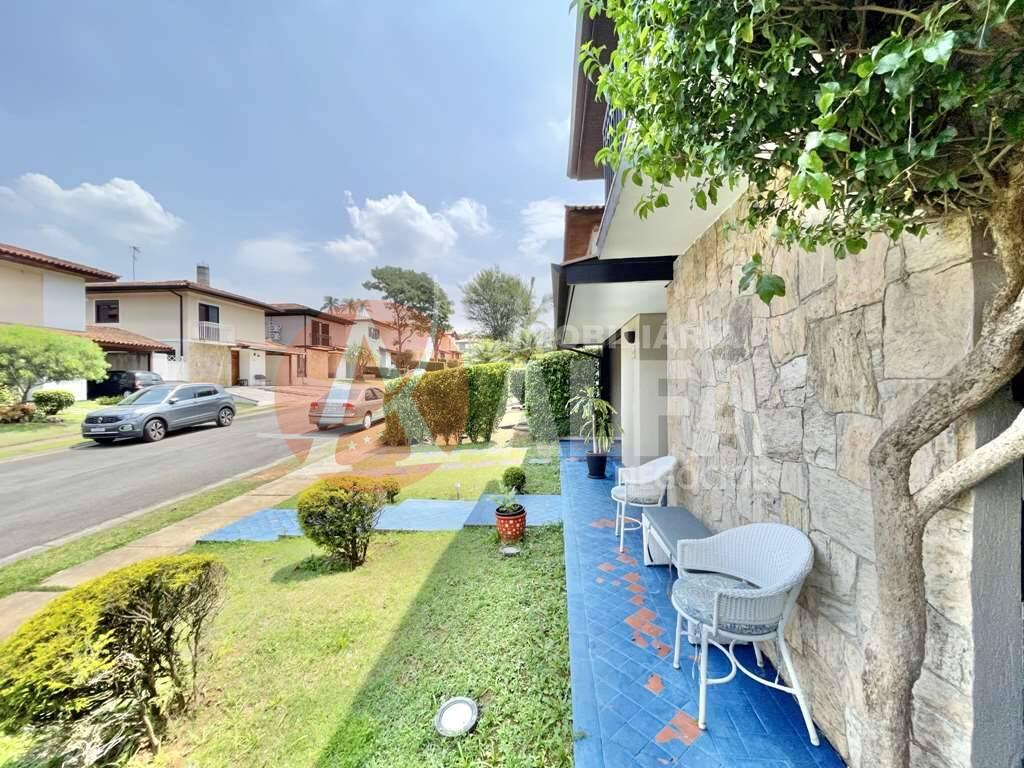 Casa à venda com 4 quartos, 250m² - Foto 42