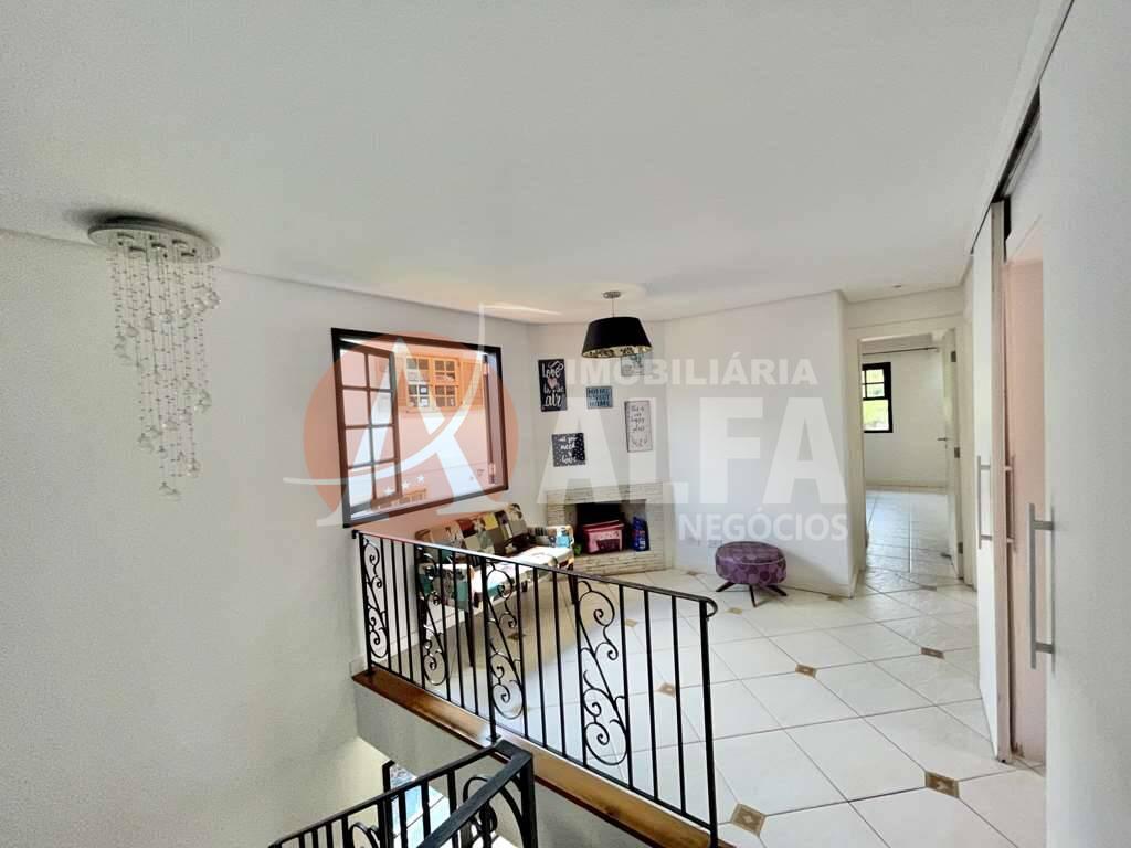 Casa à venda com 4 quartos, 250m² - Foto 21