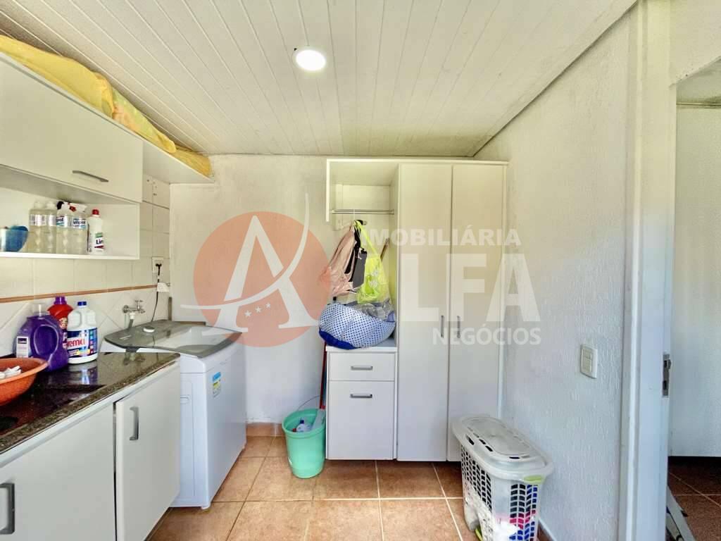 Casa à venda com 4 quartos, 250m² - Foto 5