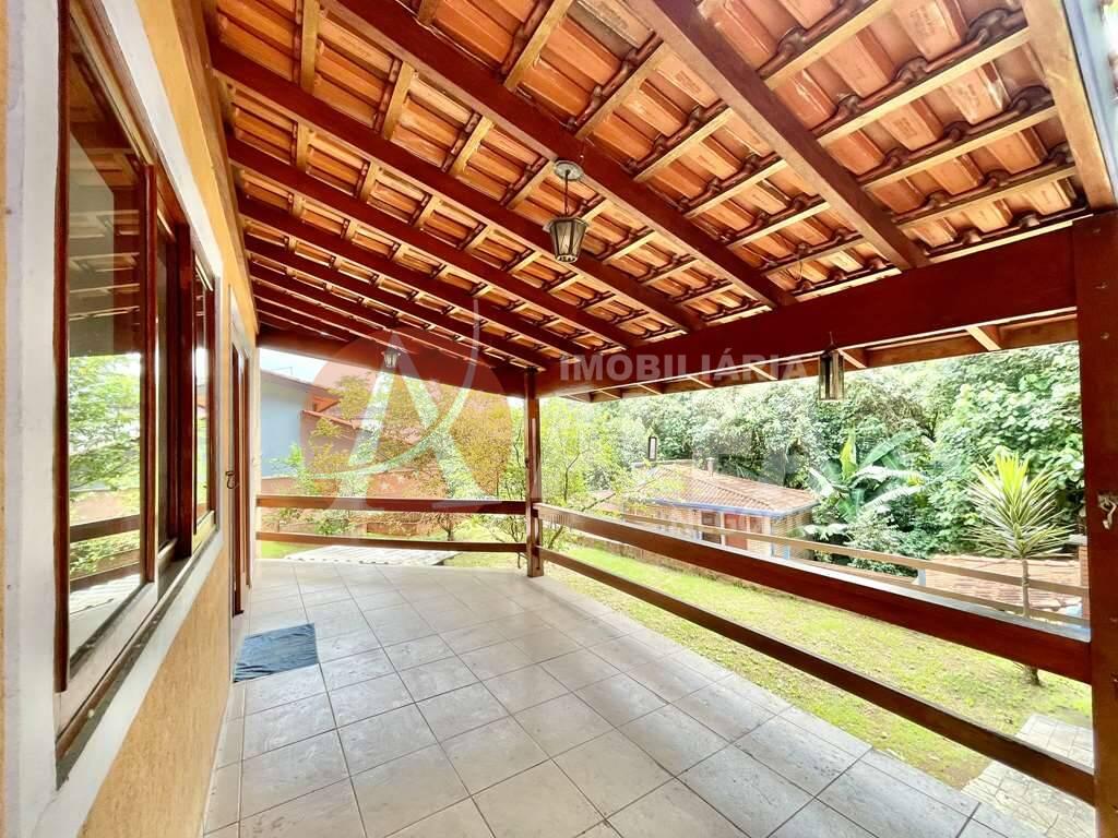 Casa à venda com 5 quartos, 360m² - Foto 28