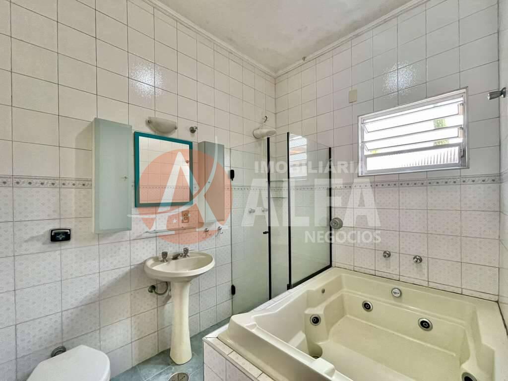 Casa à venda com 5 quartos, 360m² - Foto 20