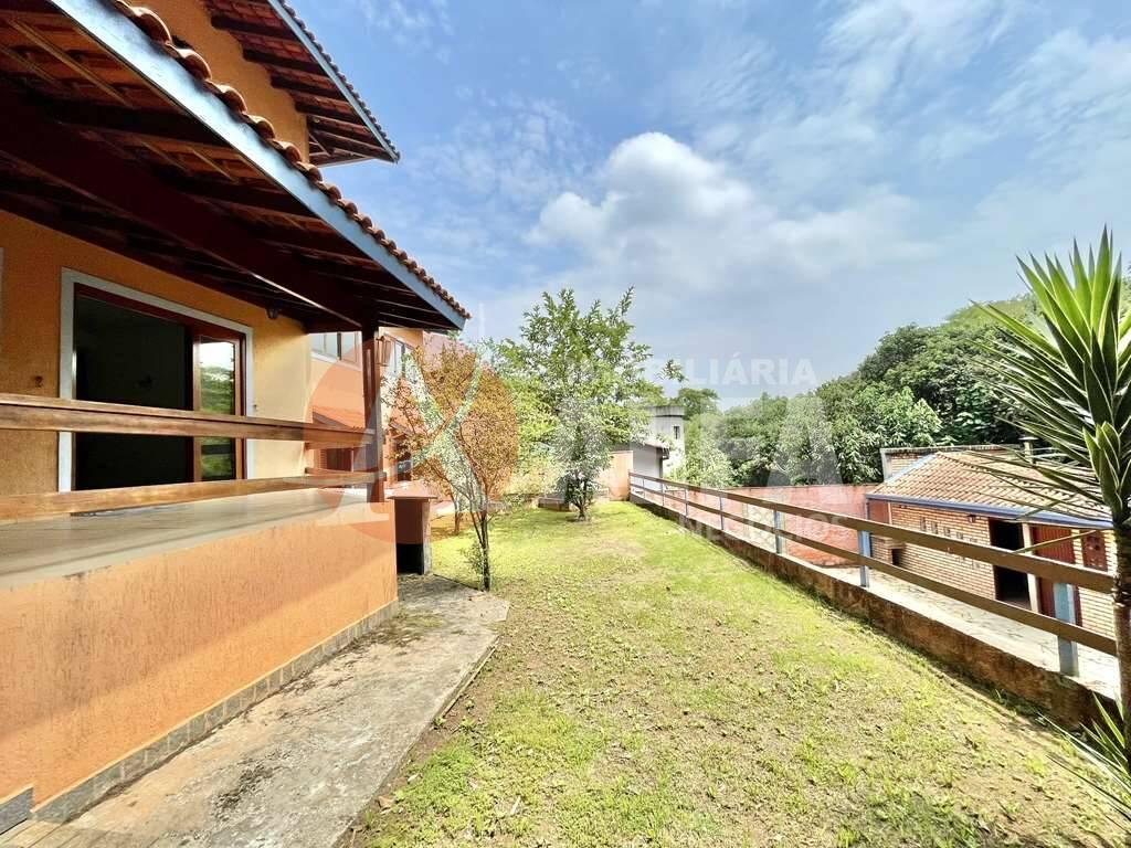 Casa à venda com 5 quartos, 360m² - Foto 3