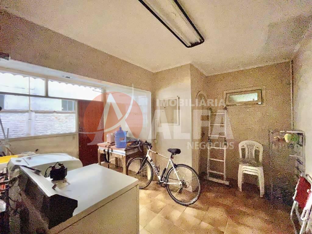 Casa à venda com 4 quartos, 353m² - Foto 20