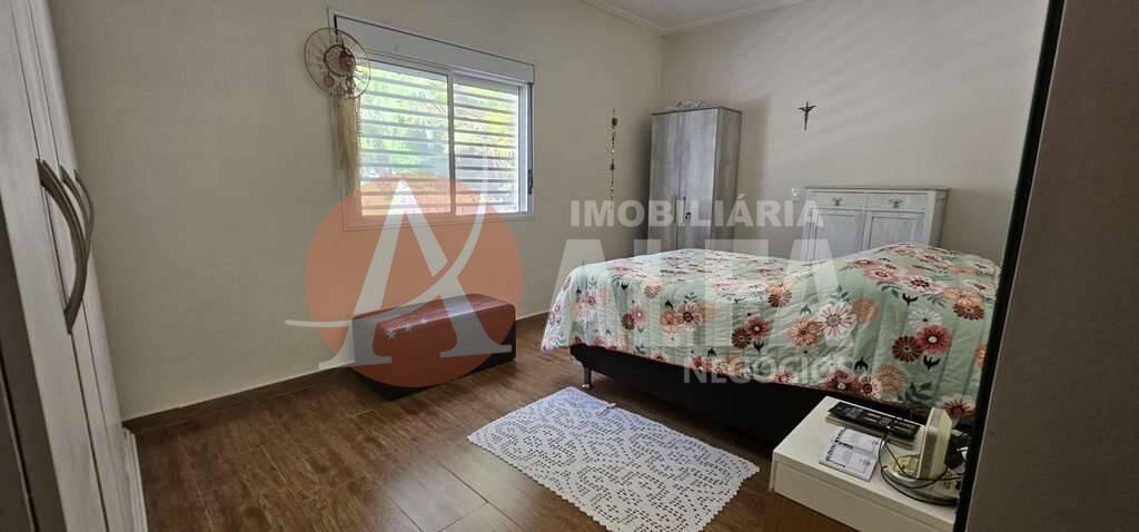 Casa à venda com 3 quartos, 358m² - Foto 10