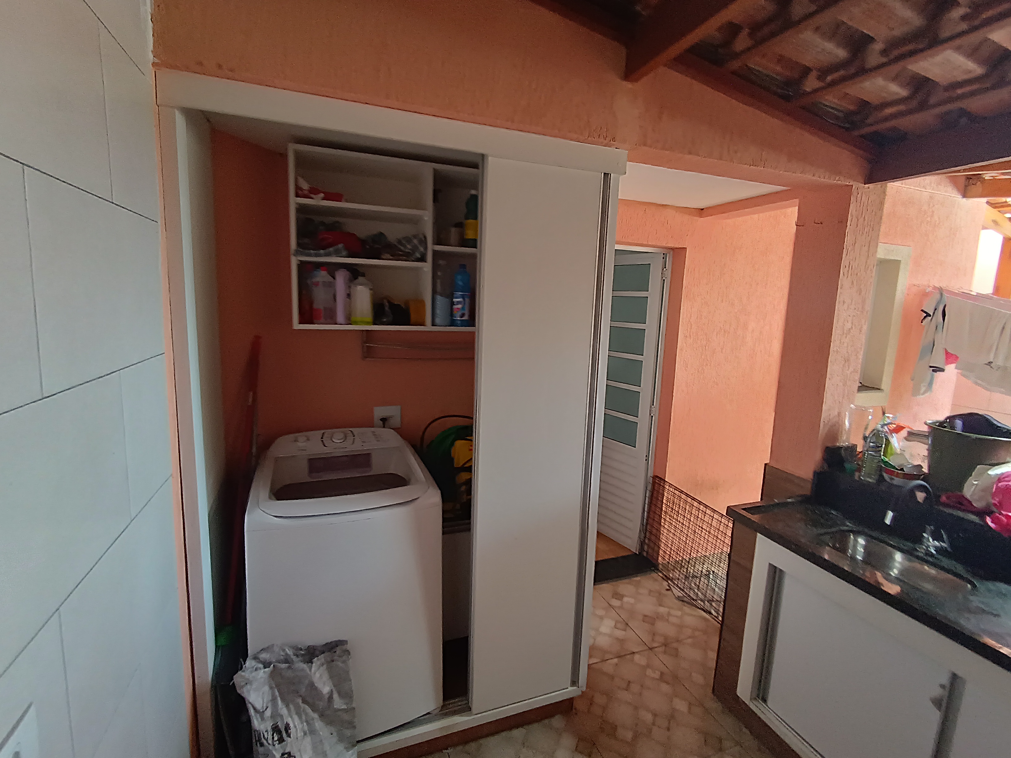 Casa à venda com 3 quartos, 83m² - Foto 10