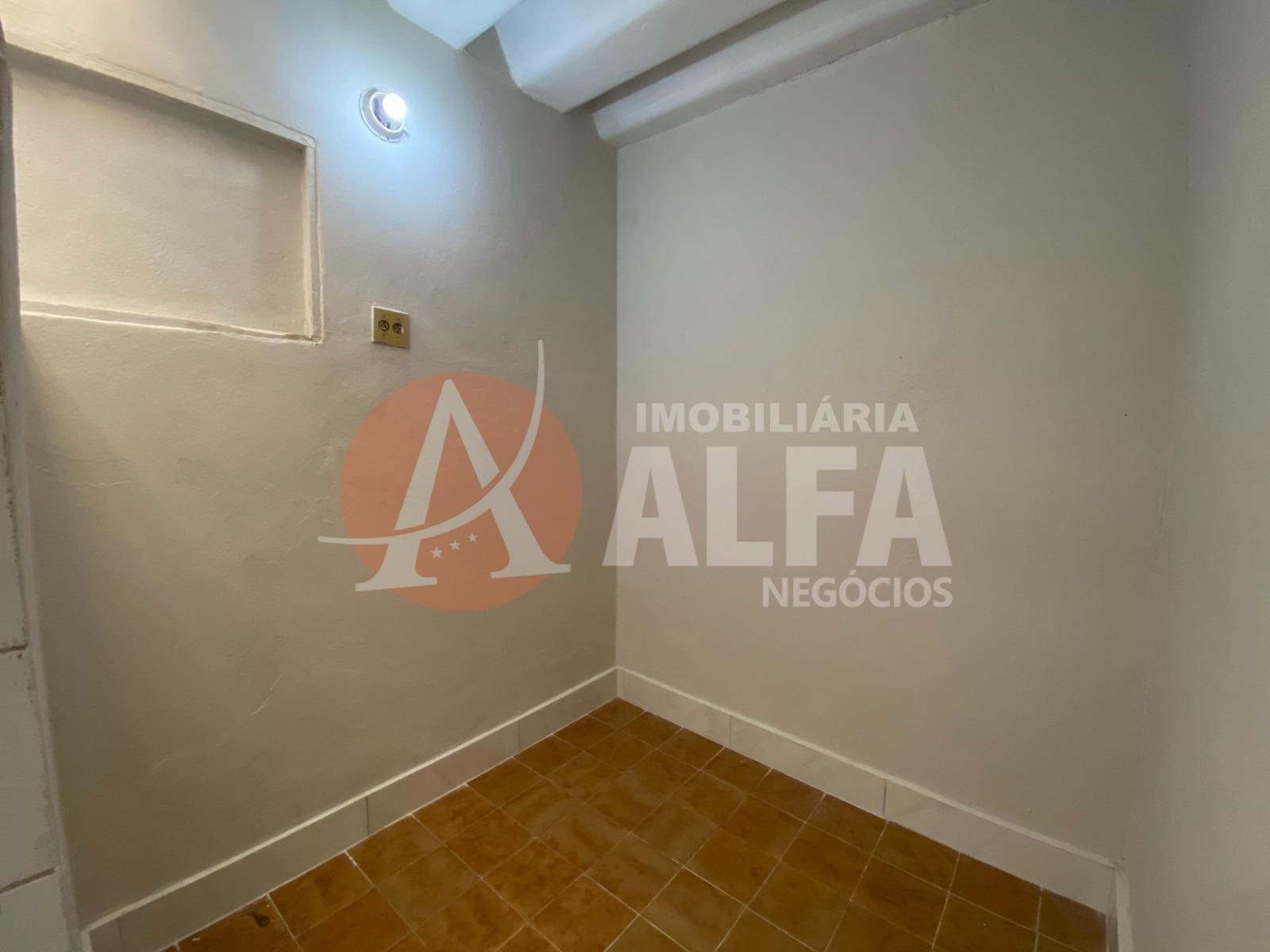 Casa à venda com 2 quartos, 111m² - Foto 4