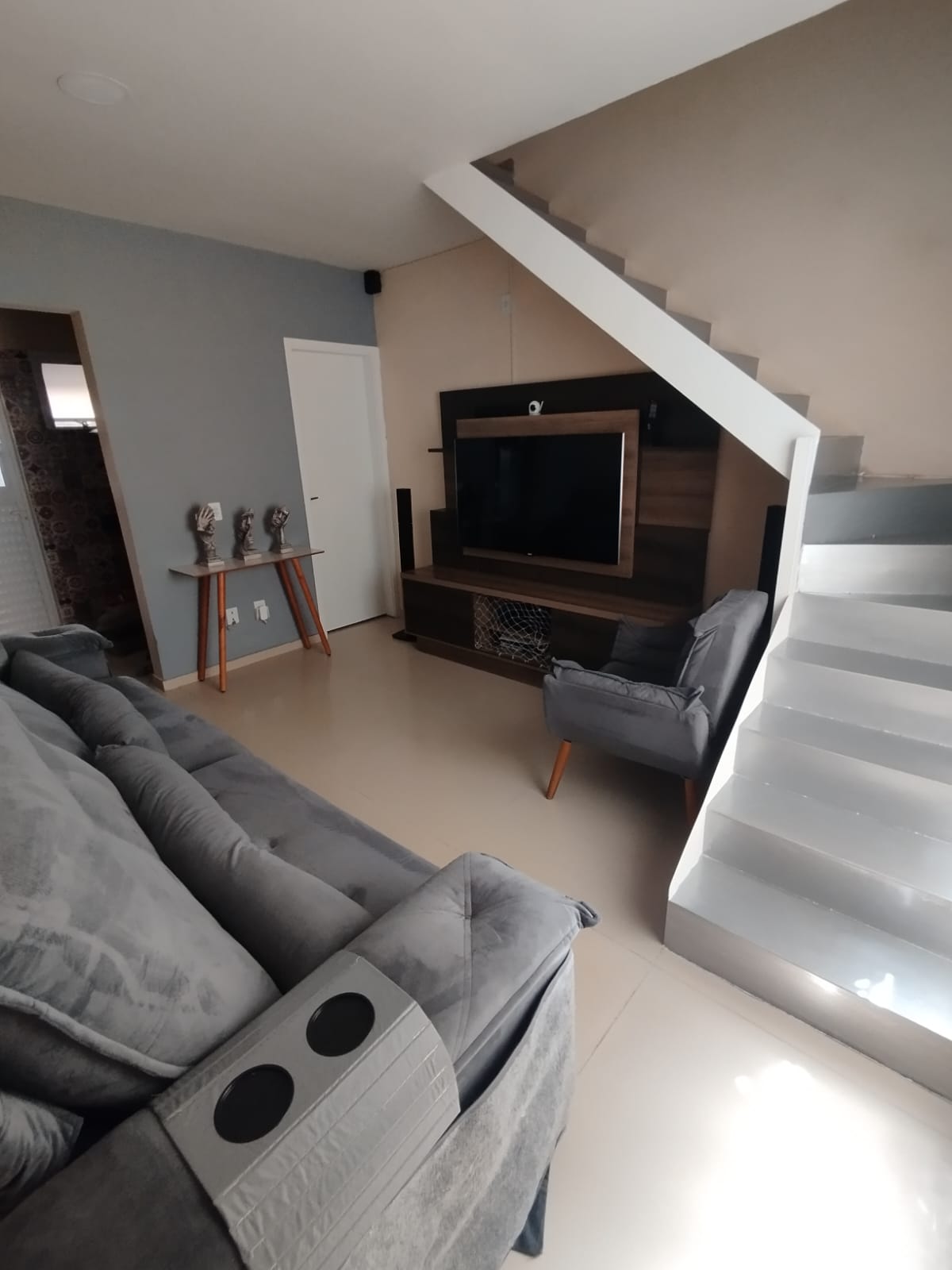 Linda casa com 02 Quartos em Condomínio Residencial Villa Aguassaí - Água Espraiada - Cotia/SP