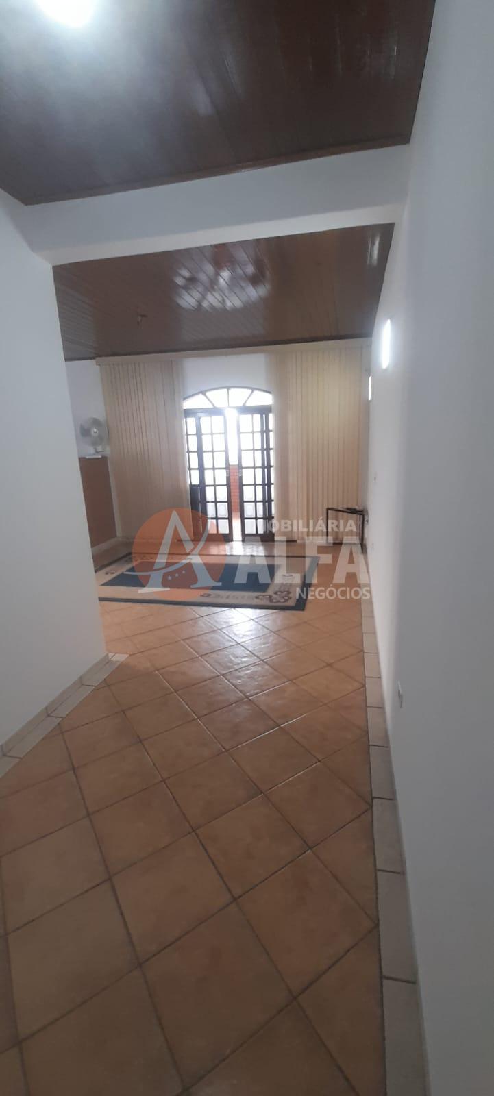 Sala comercial 38m² - Vila Santo Antônio do Portão - Cotia/SP