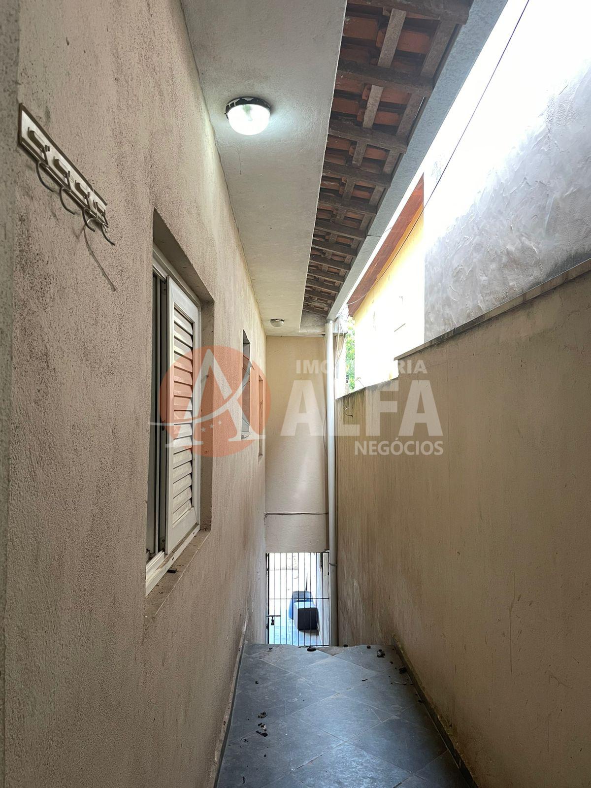 Casa para alugar com 3 quartos, 128m² - Foto 13