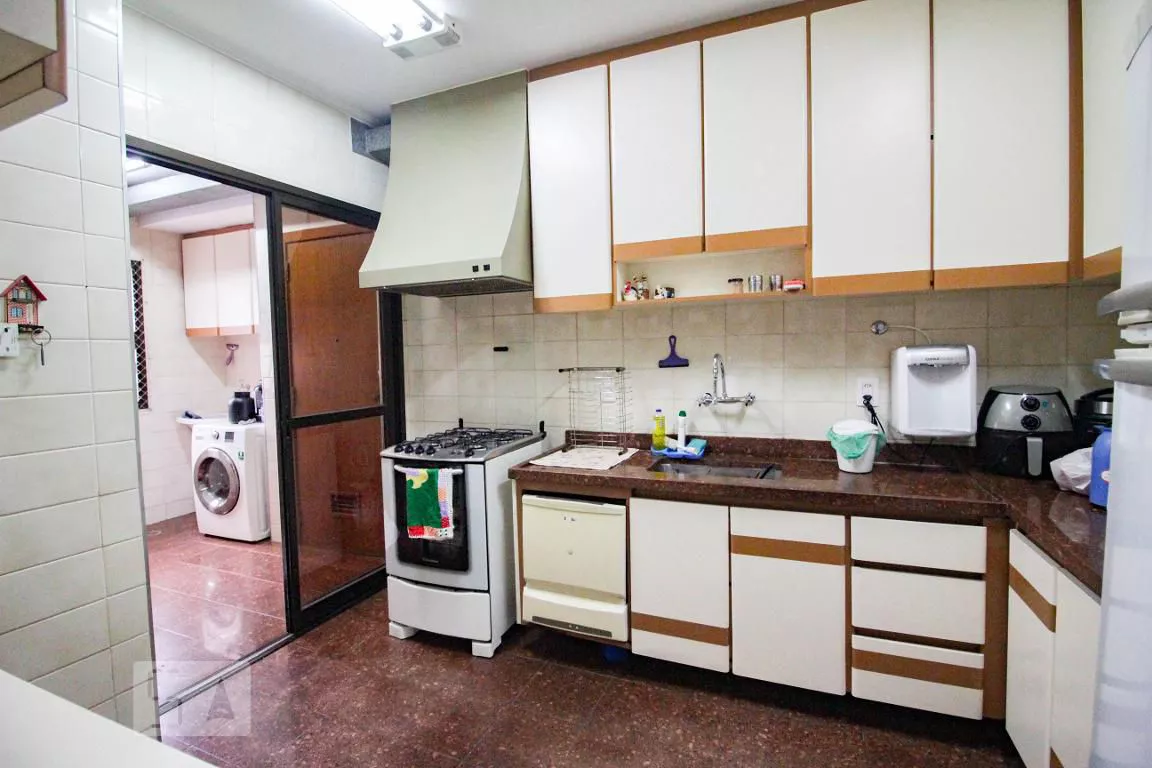 Apartamento à venda com 3 quartos, 126m² - Foto 17