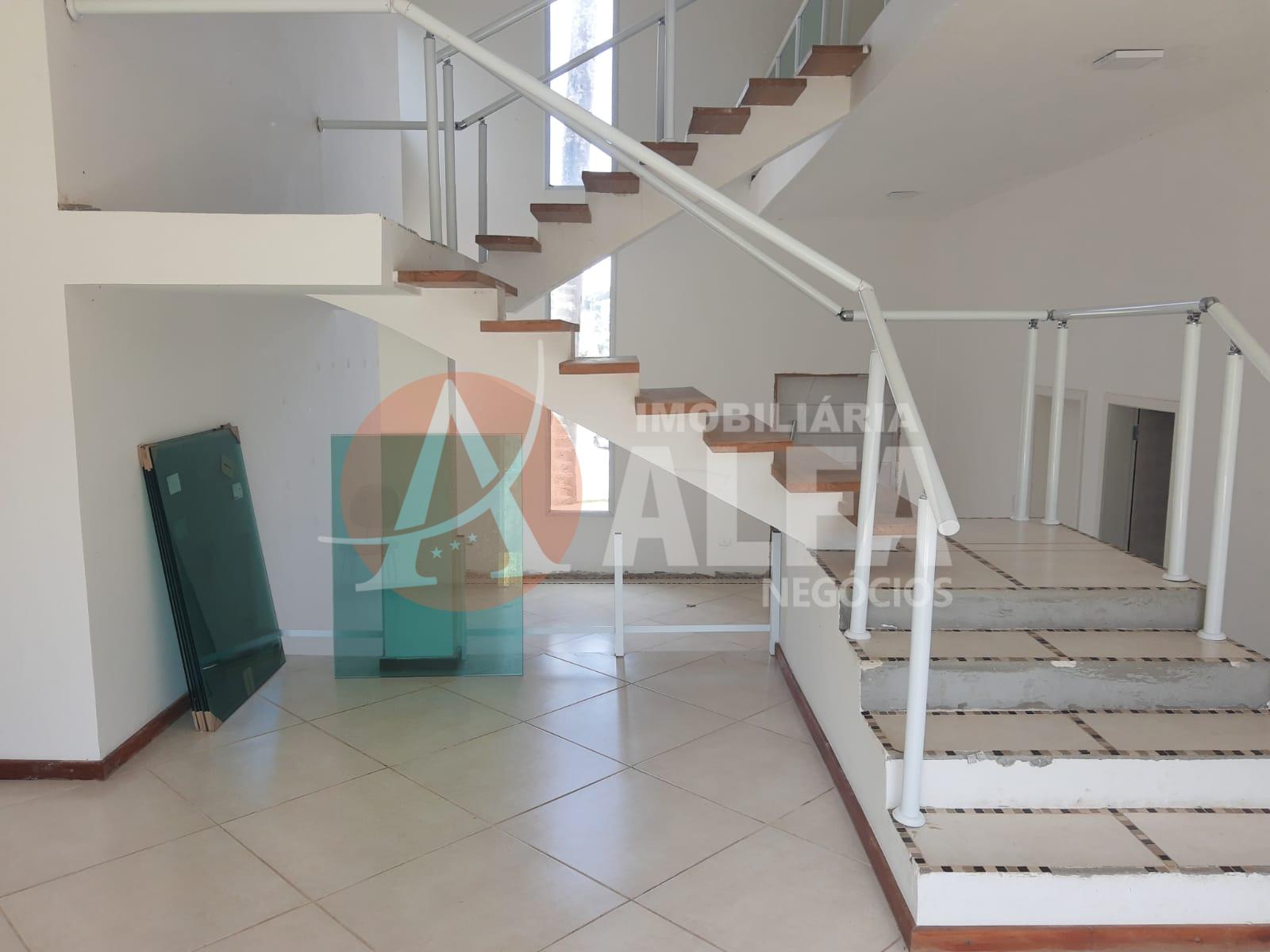 Casa à venda com 4 quartos, 480m² - Foto 7