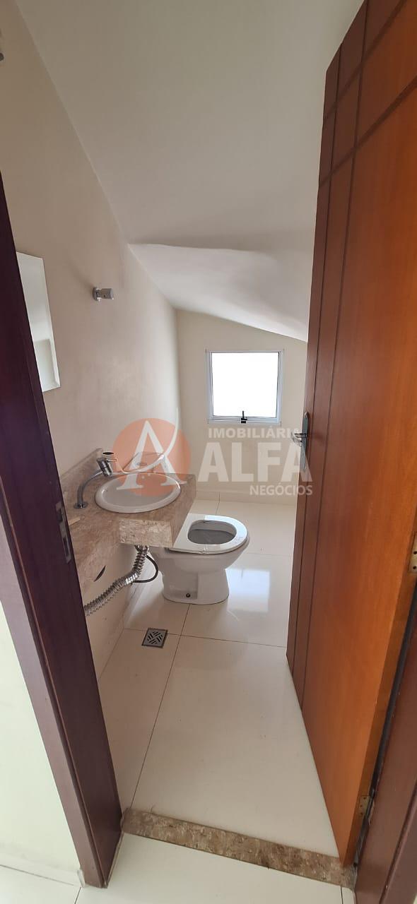 Casa para alugar com 3 quartos, 180m² - Foto 13