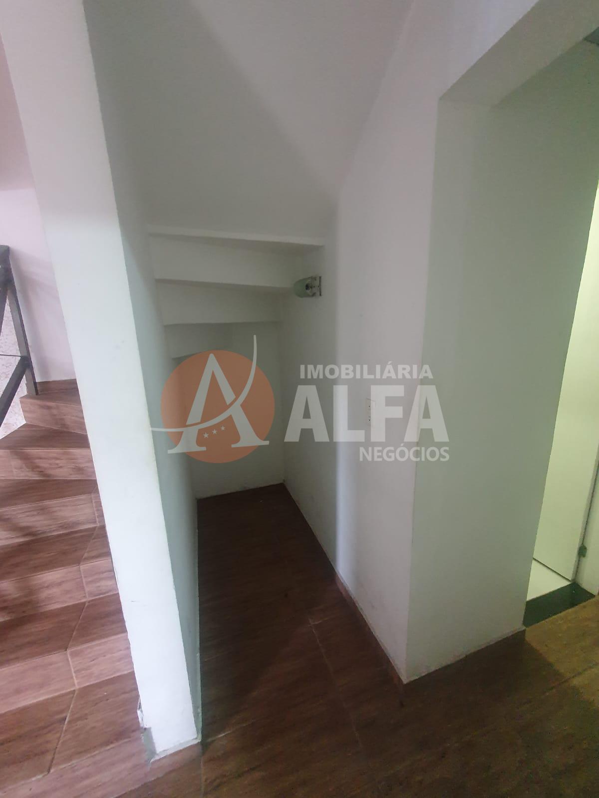 Casa à venda com 2 quartos, 54m² - Foto 4