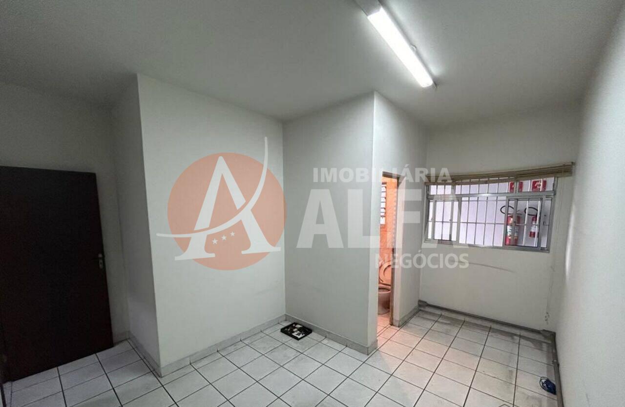 Depósito-Galpão-Armazém para alugar com 1 quarto, 200m² - Foto 14