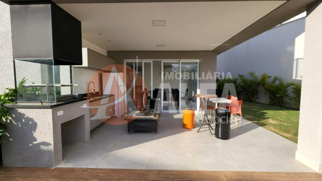 Casa para alugar com 4 quartos, 307m² - Foto 75