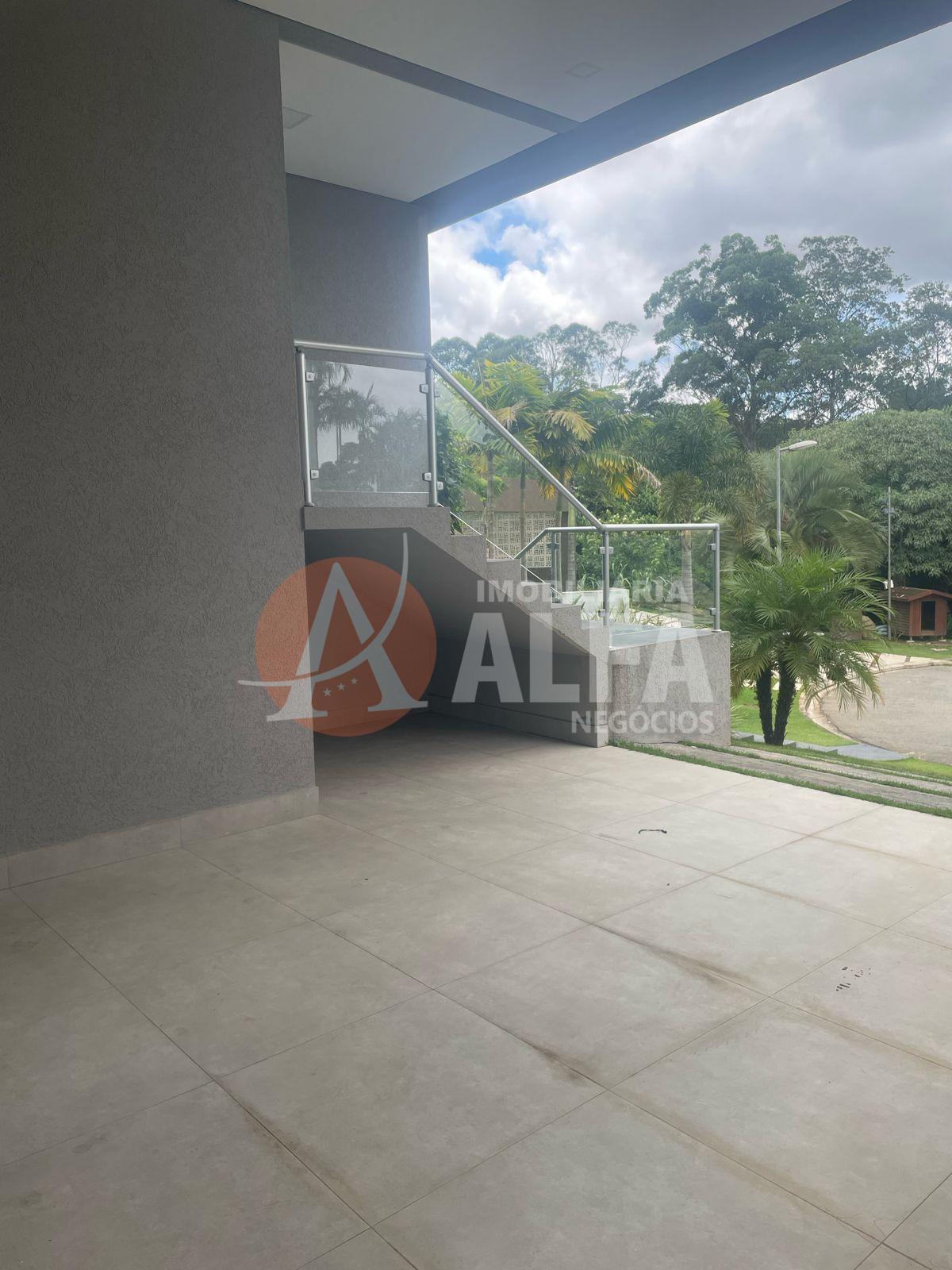 Casa para alugar com 4 quartos, 307m² - Foto 17