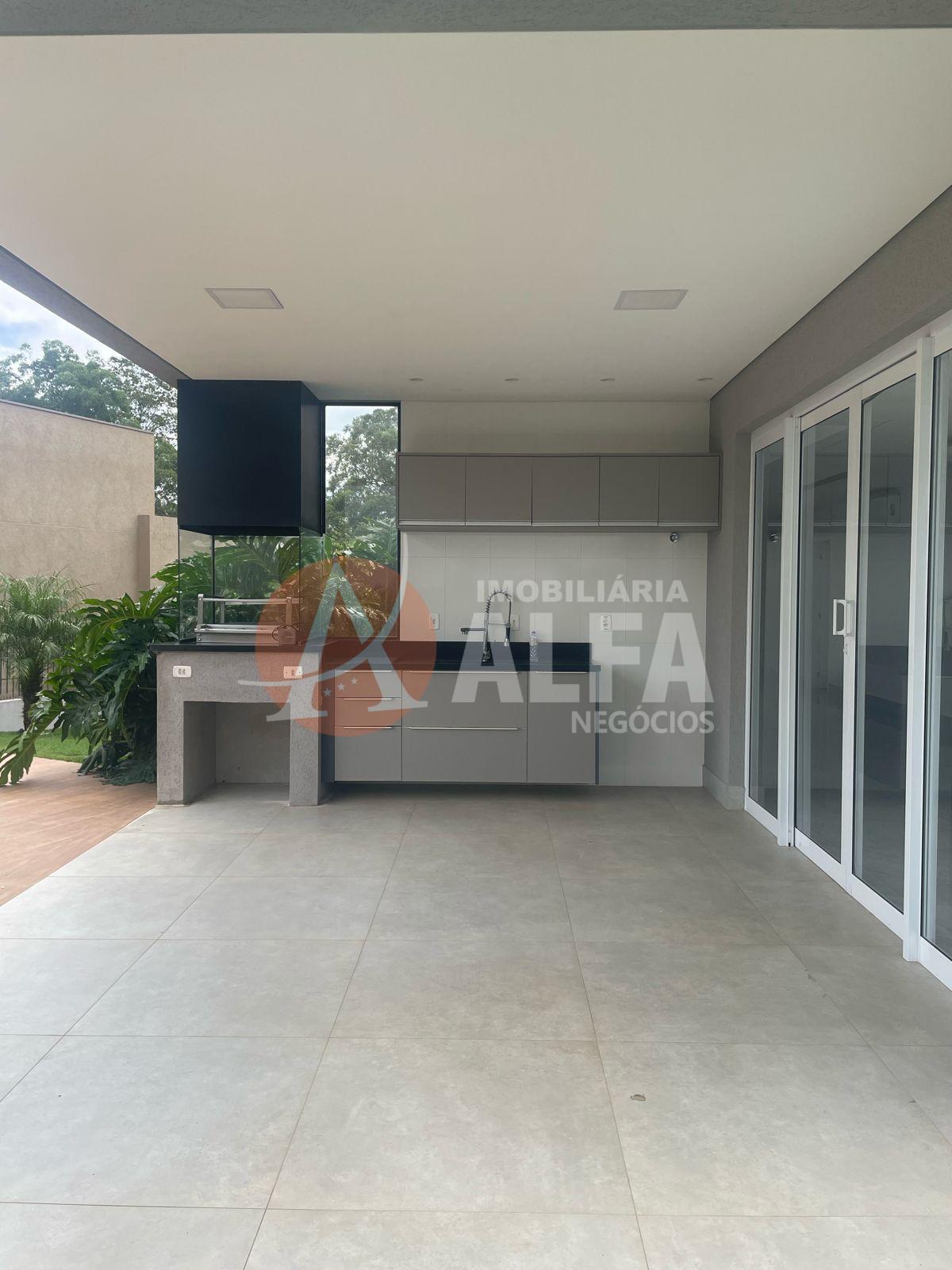 Casa para alugar com 4 quartos, 307m² - Foto 29