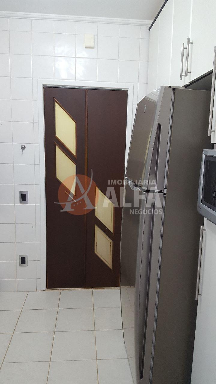 Apartamento para alugar com 3 quartos, 100m² - Foto 28