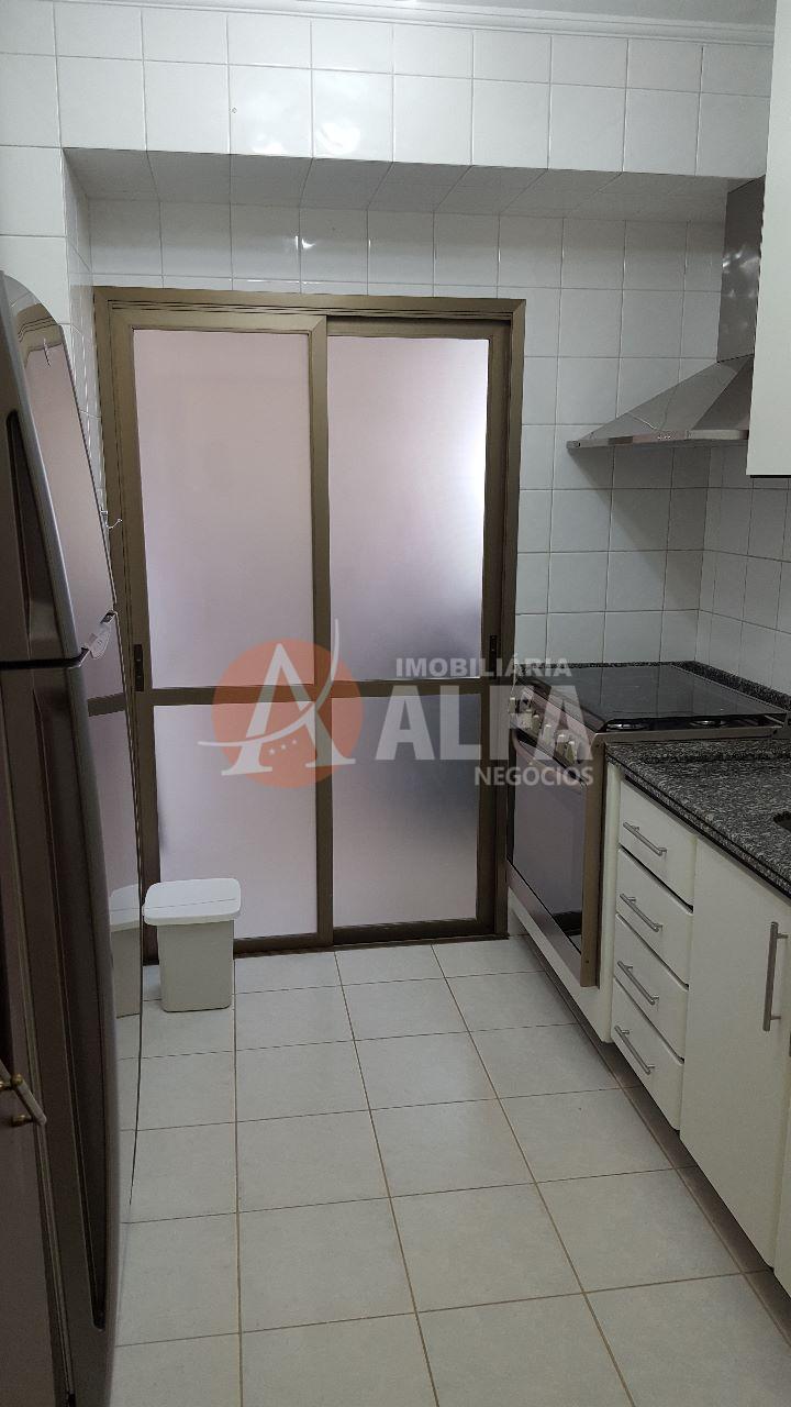 Apartamento para alugar com 3 quartos, 100m² - Foto 12