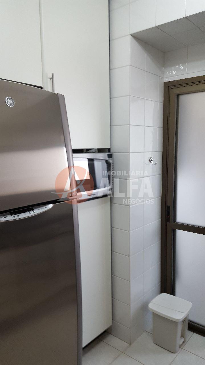 Apartamento para alugar com 3 quartos, 100m² - Foto 11