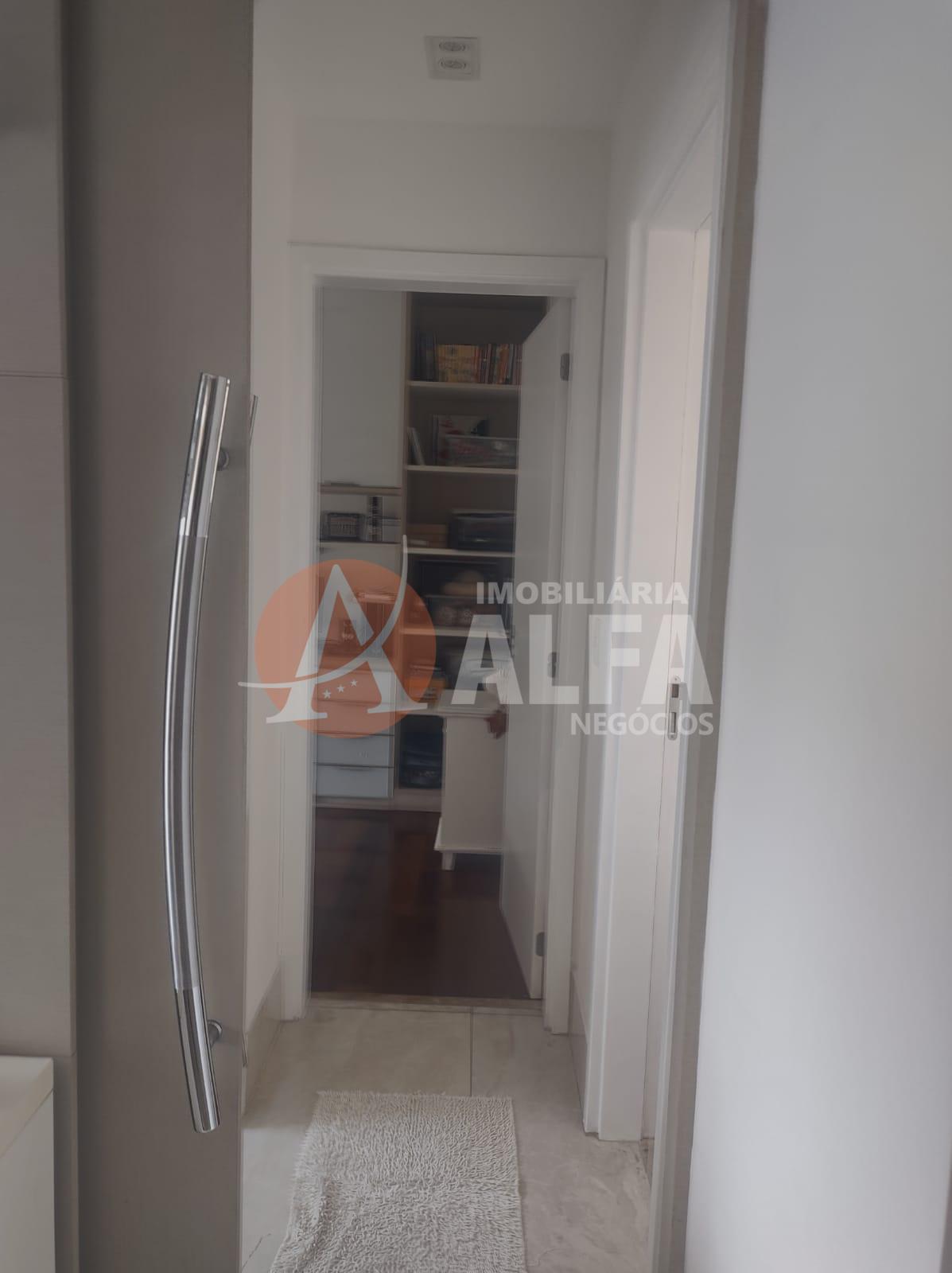 Apartamento à venda com 3 quartos, 180m² - Foto 32