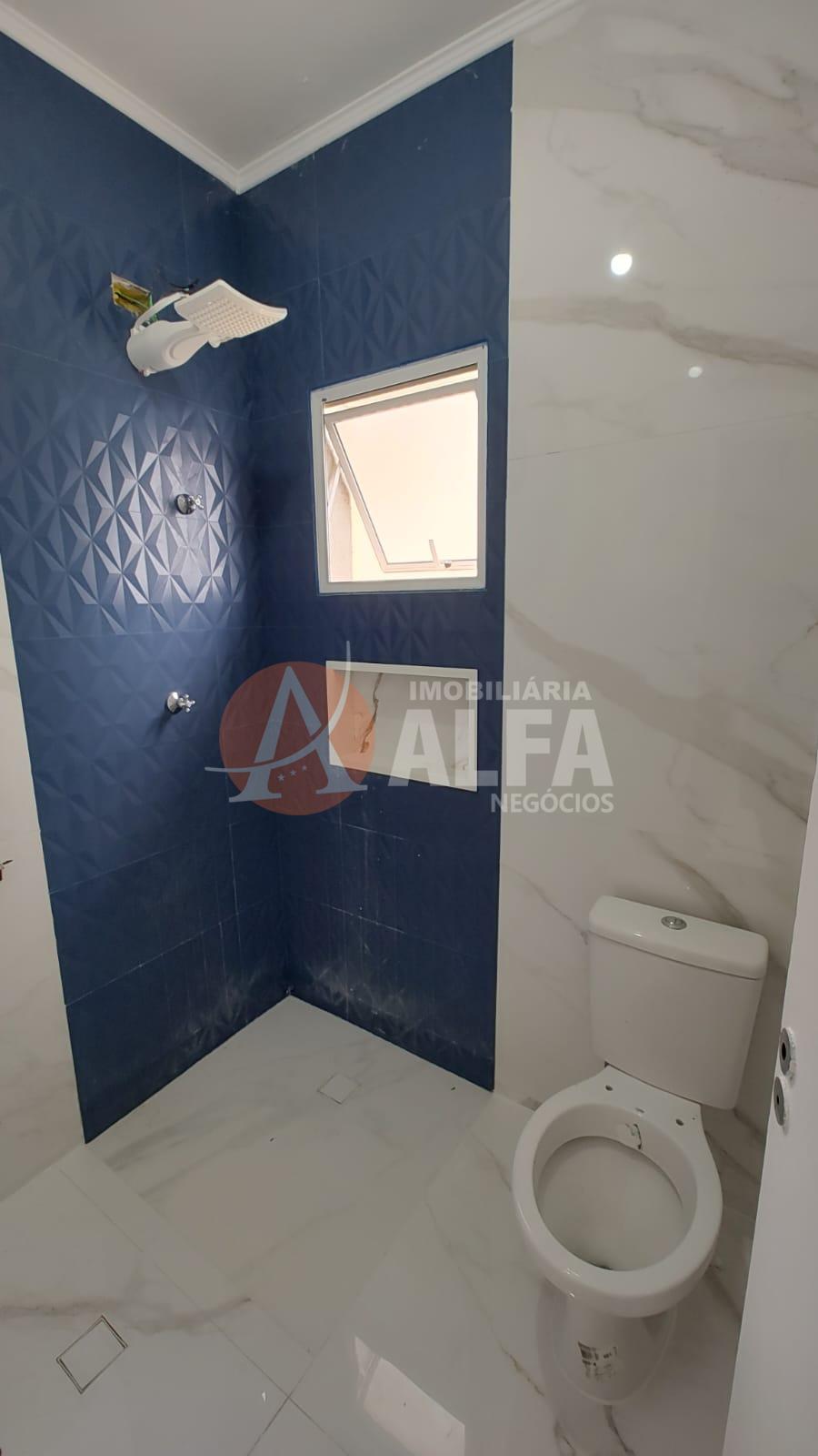 Casa à venda com 2 quartos, 70m² - Foto 6