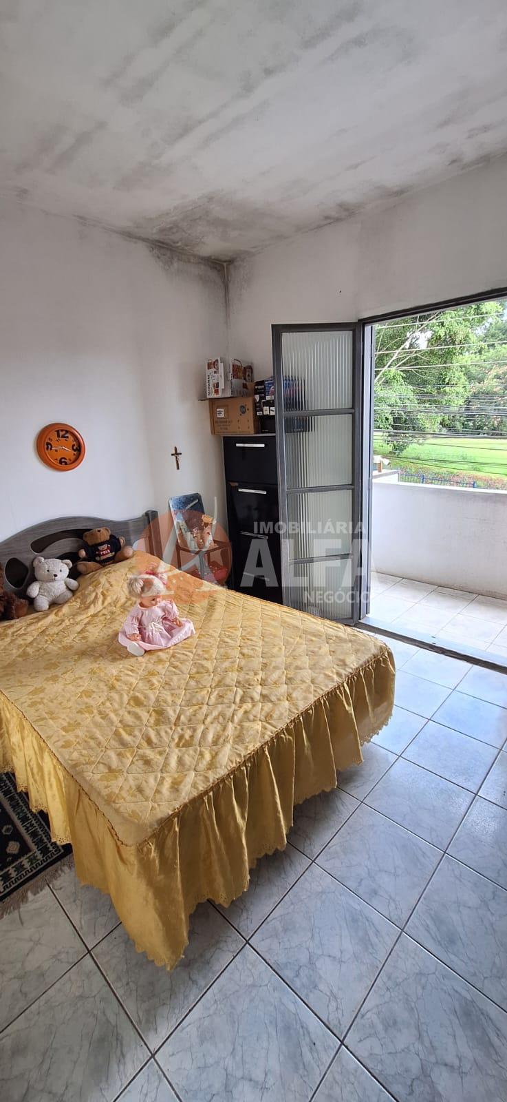 Casa à venda com 3 quartos, 300m² - Foto 5