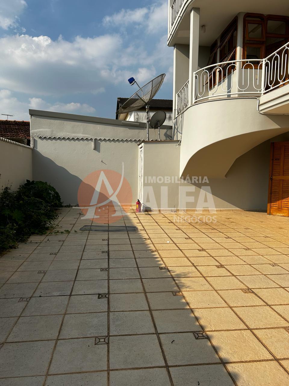 Casa para alugar com 3 quartos, 290m² - Foto 14