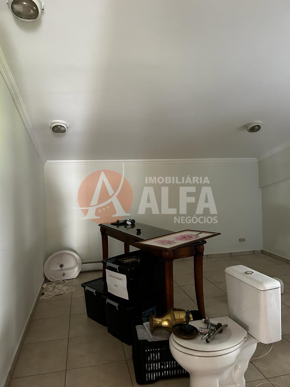 Casa para alugar com 3 quartos, 290m² - Foto 48